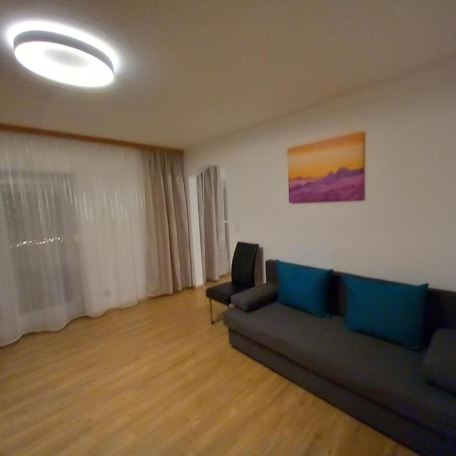 Roppen Pension Alpina מראה חיצוני תמונה